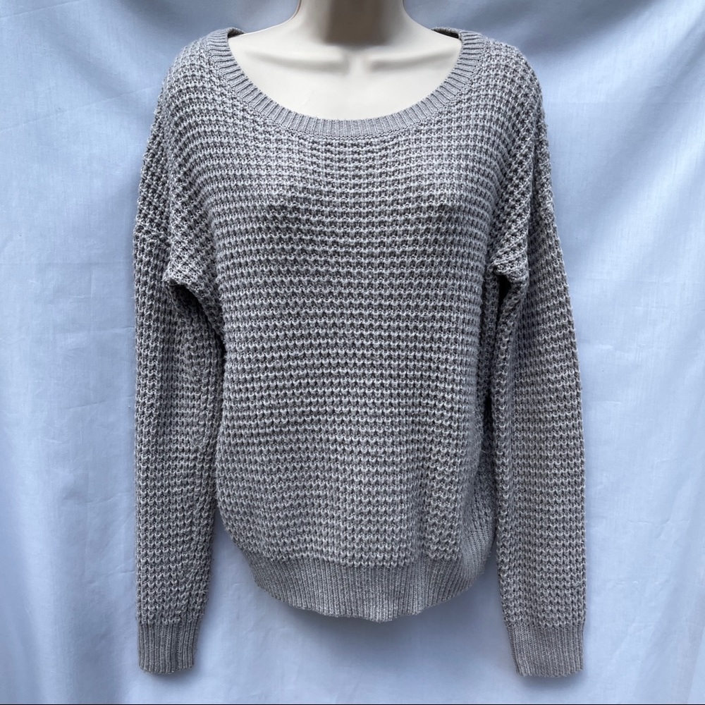 Gray Forever 21 Waffle Knit Crewneck Sweater Size L